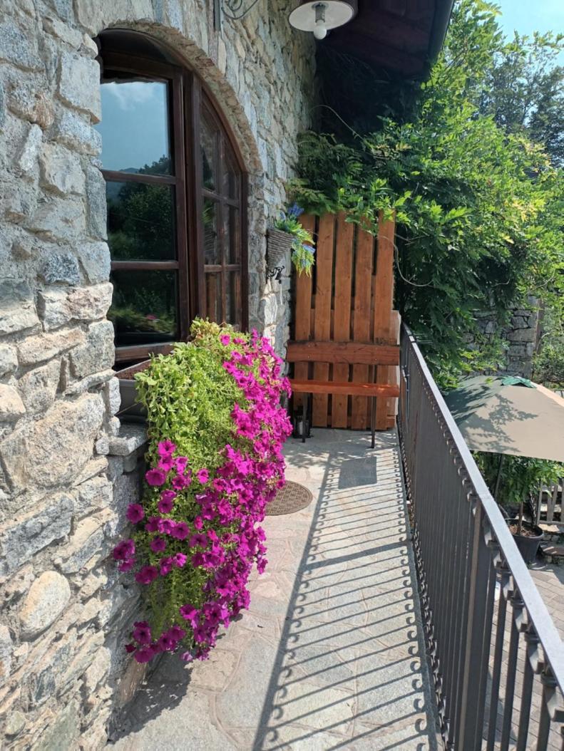 Farmhouse Of Grandfather Chek Bellagio Zewnętrze zdjęcie